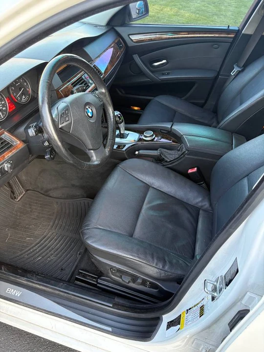 2008 BMW E60 5 Series Sedan - Image 6 of 8