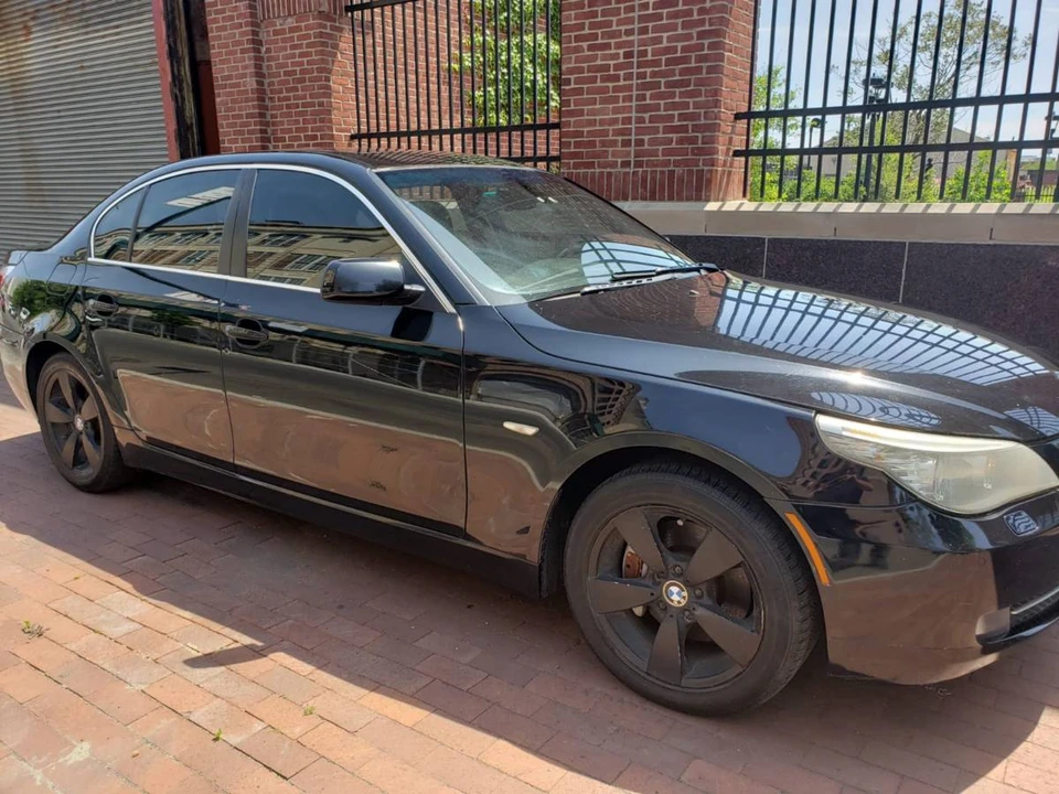 2008 BMW E60 5 Series Sedan - Image 2 of 4