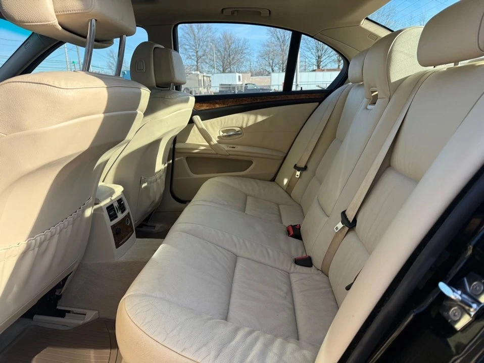 2008 BMW E60 5 Series Sedan - Image 11 of 17