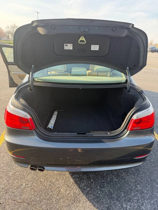 2008 BMW E60 5 Series Sedan - Image 9 of 16