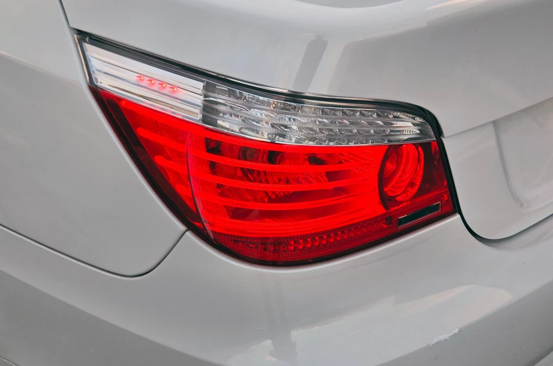 2008 BMW E60 5 Series Sedan - Image 26 of 31