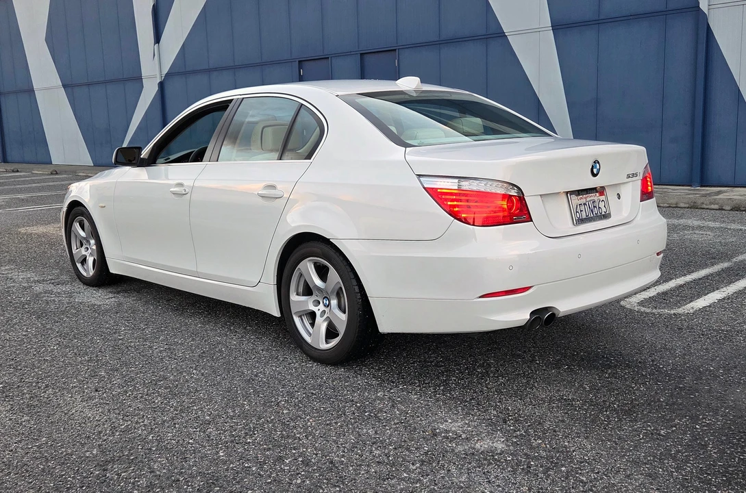 2008 BMW E60 5 Series Sedan - Image 8 of 31