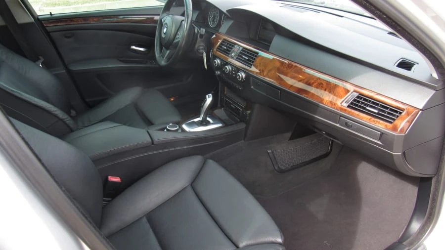 2008 BMW E60 5 Series Sedan - Image 6 of 9