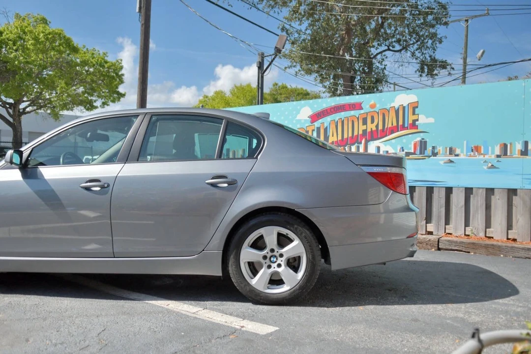 2008 BMW E60 5 Series Sedan - Image 9 of 12