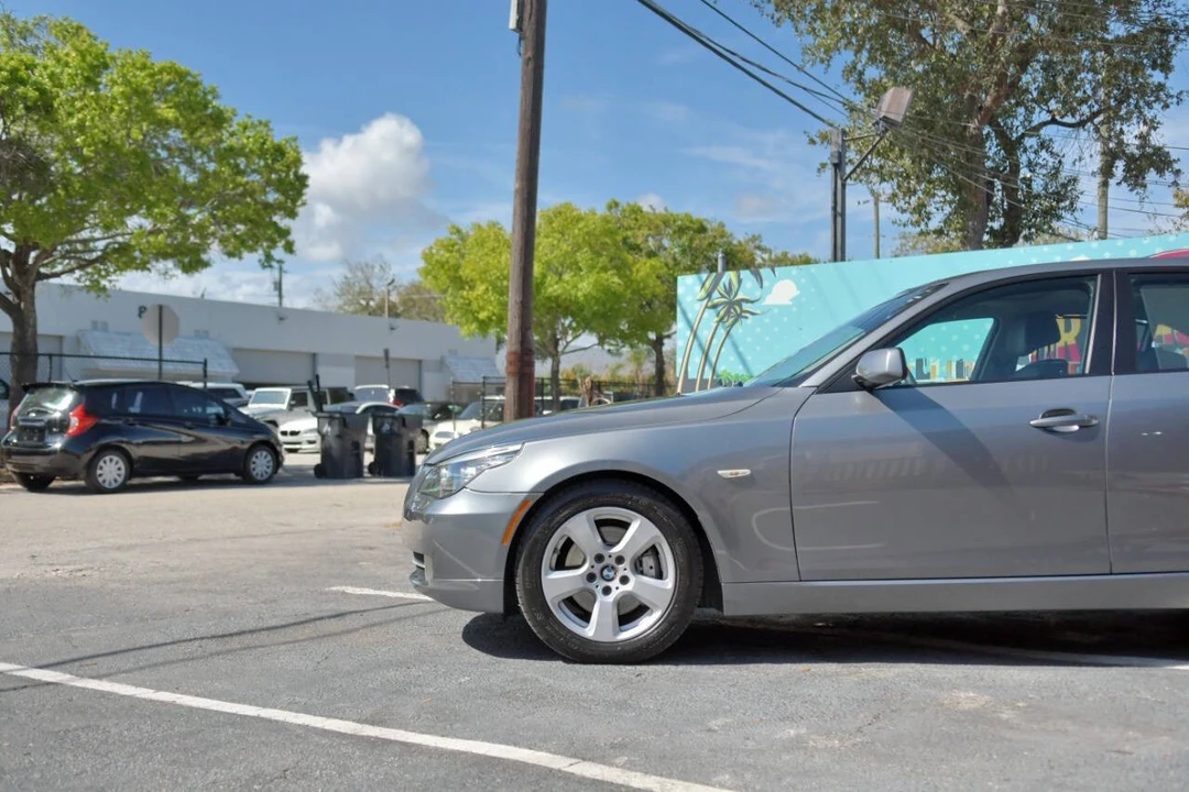 2008 BMW E60 5 Series Sedan - Image 5 of 12