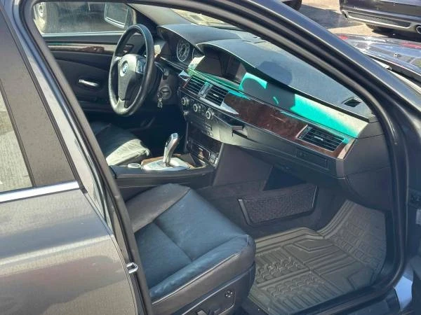 2008 BMW E60 5 Series Sedan - Image 11 of 15