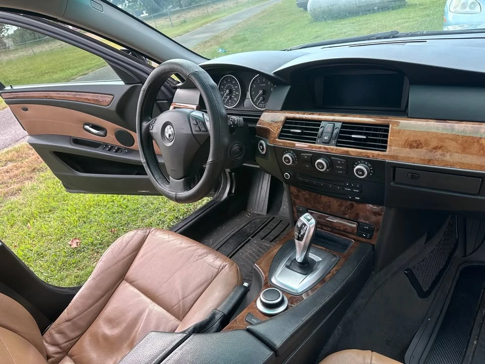 2008 BMW E60 5 Series Sedan - Image 13 of 17