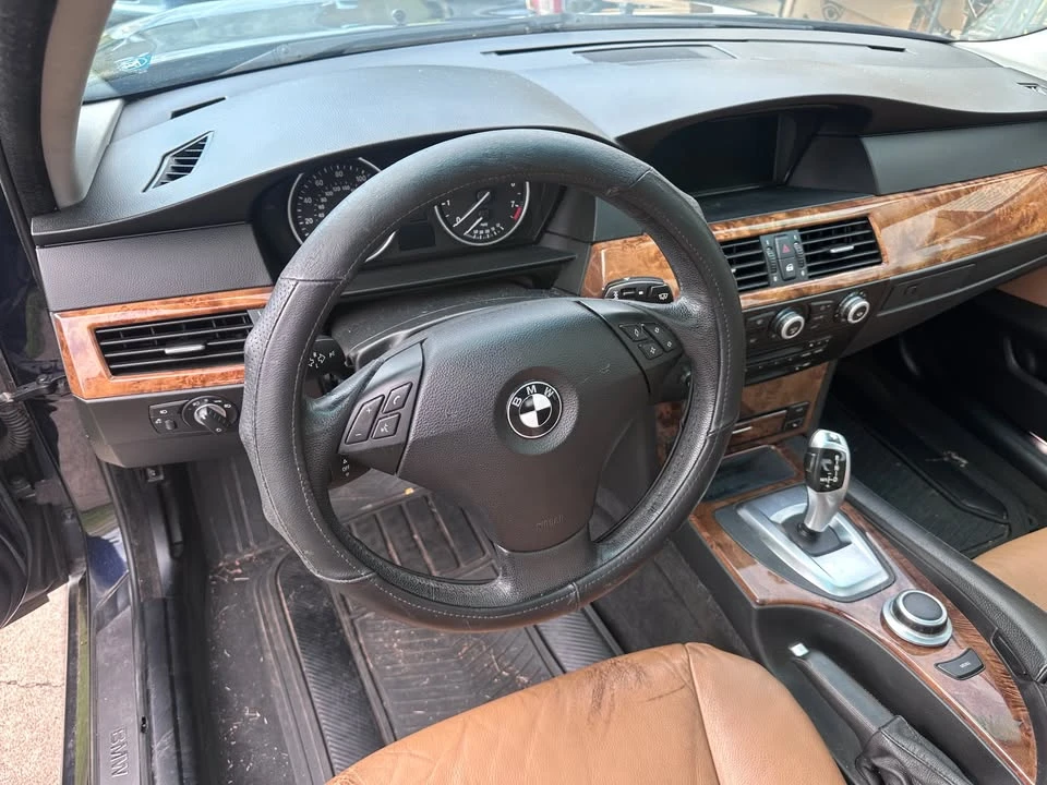 2008 BMW E60 5 Series Sedan - Image 14 of 17