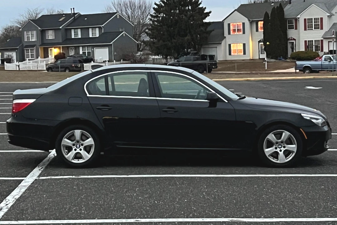 2008 BMW E60 5 Series Sedan - Image 3 of 31