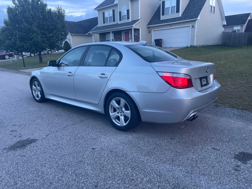 2008 BMW E60 5 Series Sedan - Image 13 of 31