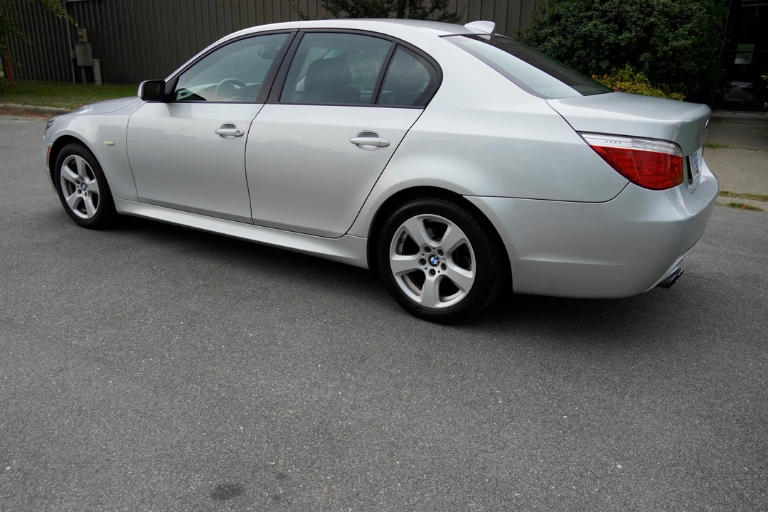 2008 BMW E60 5 Series Sedan - Image 12 of 31