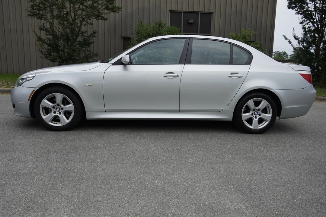 2008 BMW E60 5 Series Sedan - Image 11 of 31