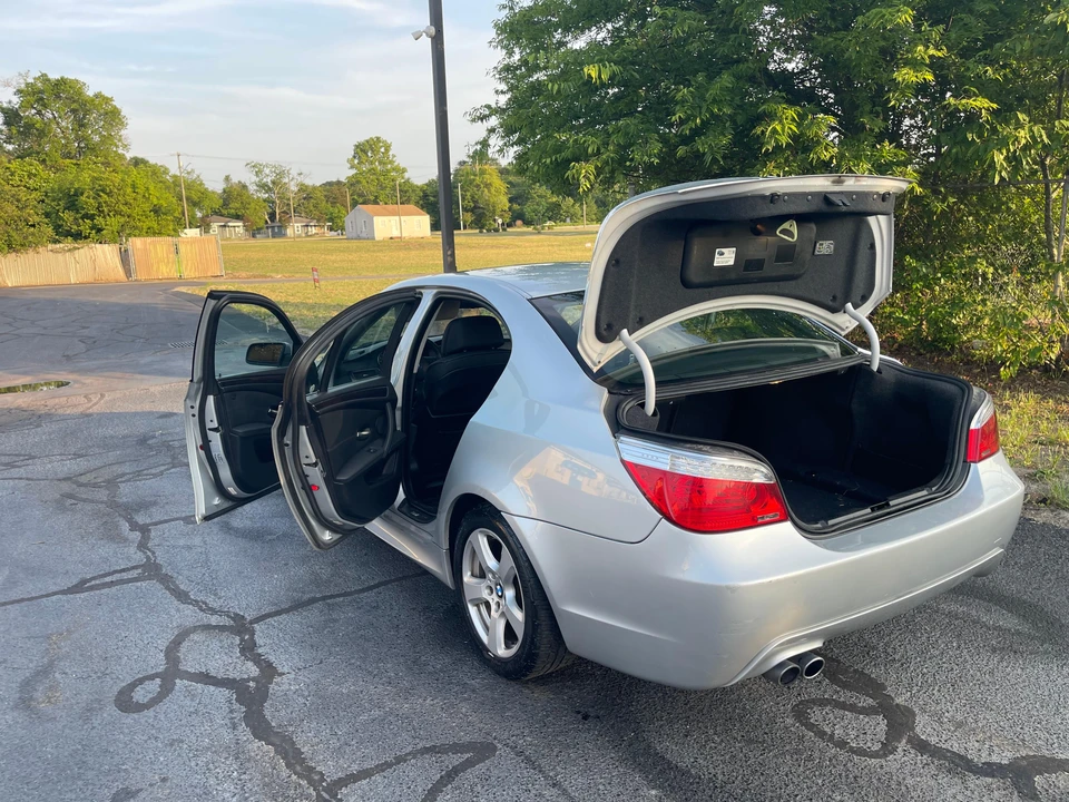 2008 BMW E60 5 Series Sedan - Image 22 of 31