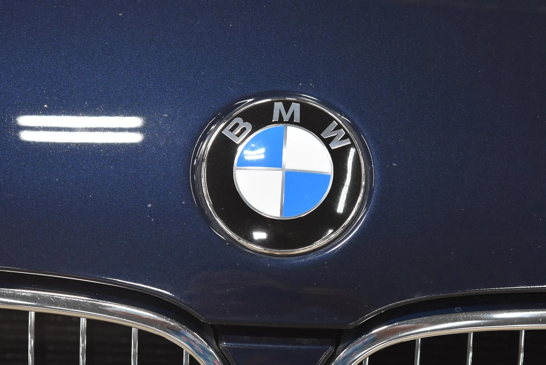 2008 BMW E60 5 Series Sedan - Image 16 of 31