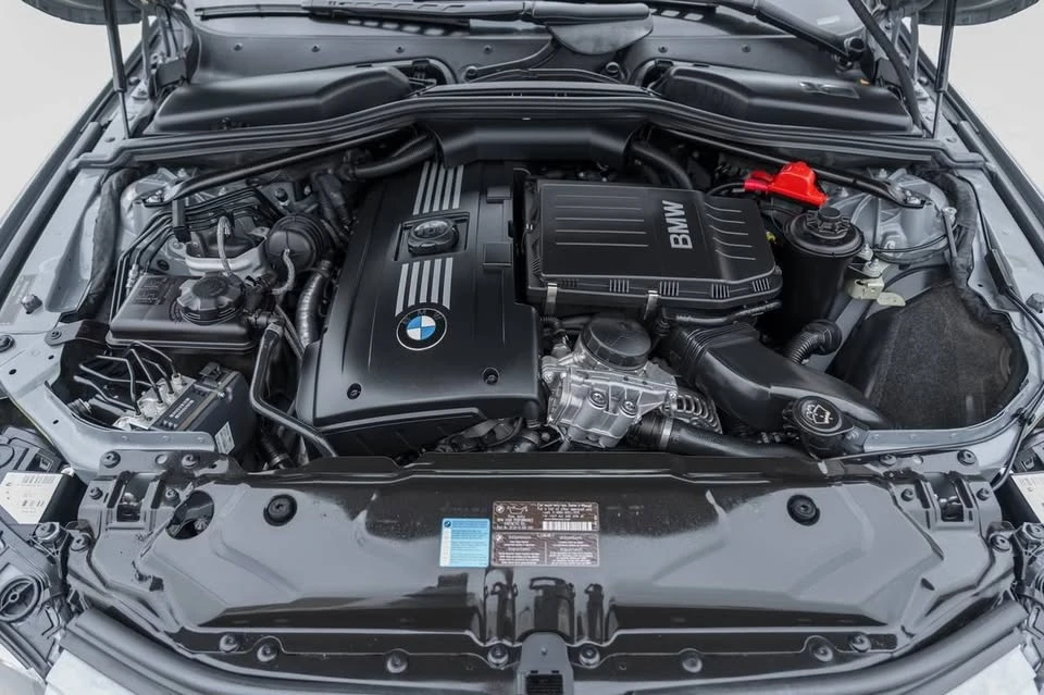 2008 BMW E60 5 Series Sedan - Image 9 of 20