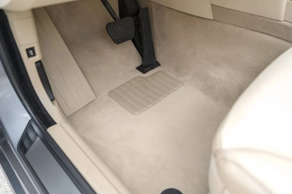 2008 BMW E60 5 Series Sedan - Image 13 of 20