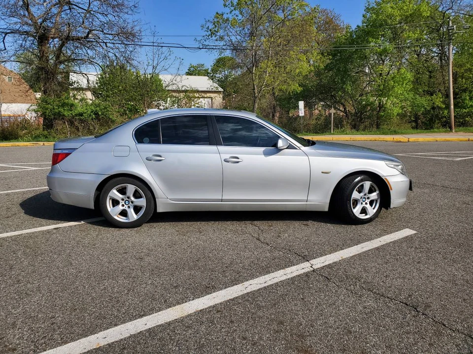 2008 BMW E60 5 Series Sedan - Image 2 of 19