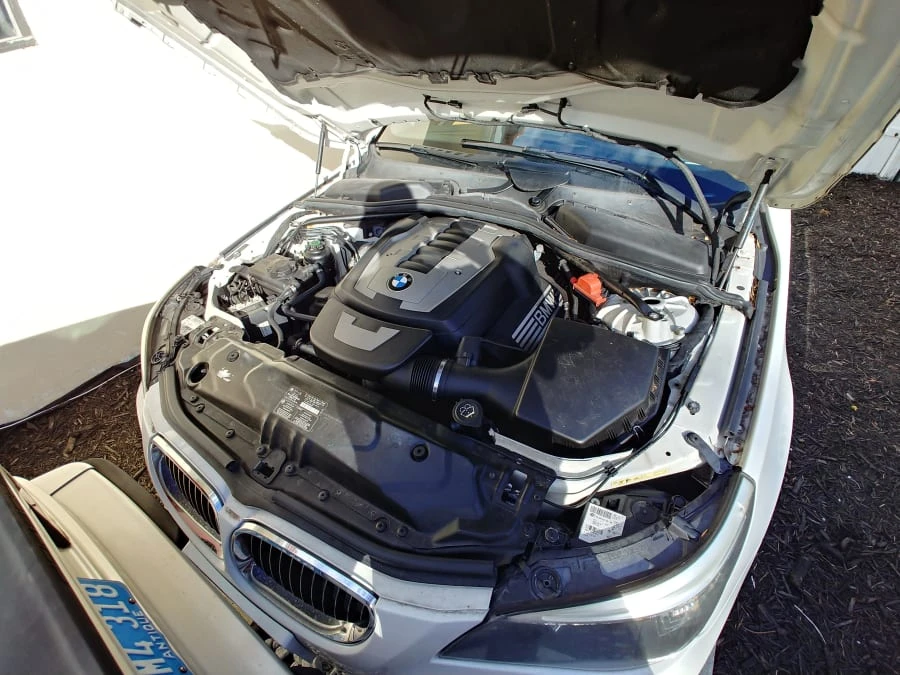 2008 BMW E60 545i & 550i Sedan - Image 4 of 6