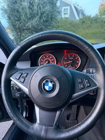 2008 BMW E60 545i & 550i Sedan - Image 4 of 16