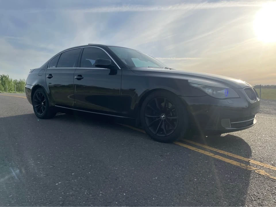 2008 BMW E60 545i & 550i Sedan - Image 7 of 16