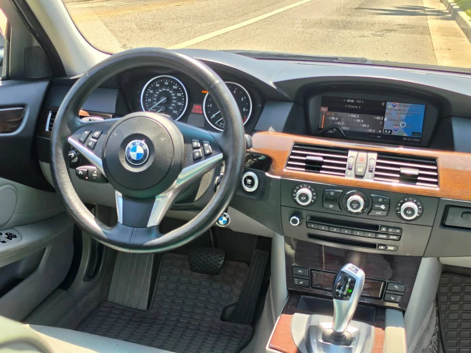 2008 BMW E82 135i & 135is - Image 16 of 23