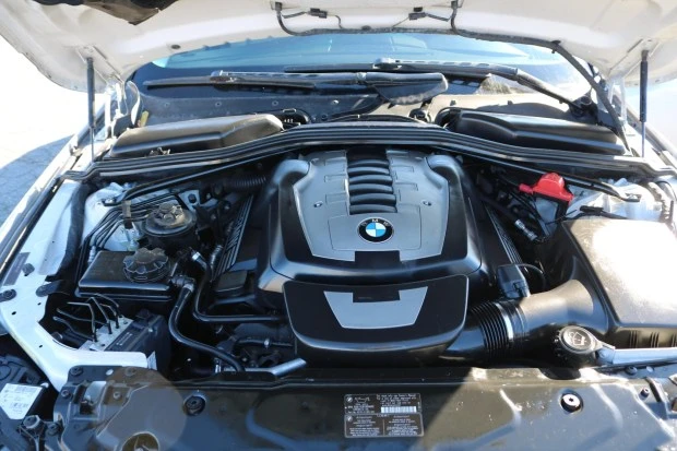2008 BMW E60 545i & 550i Sedan - Image 6 of 7
