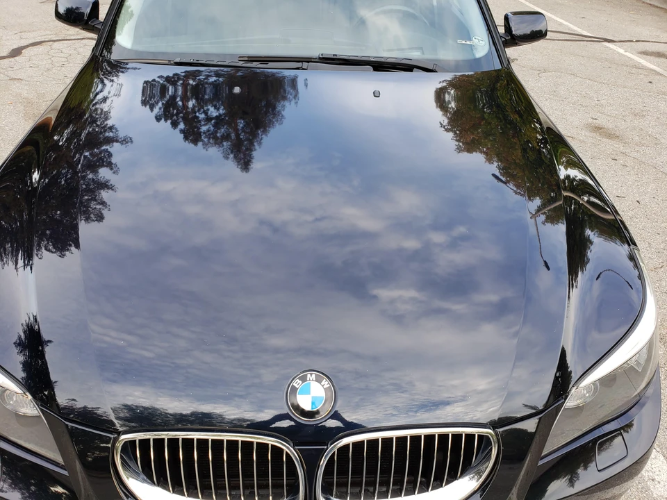 2008 BMW E60 545i & 550i Sedan - Image 10 of 31