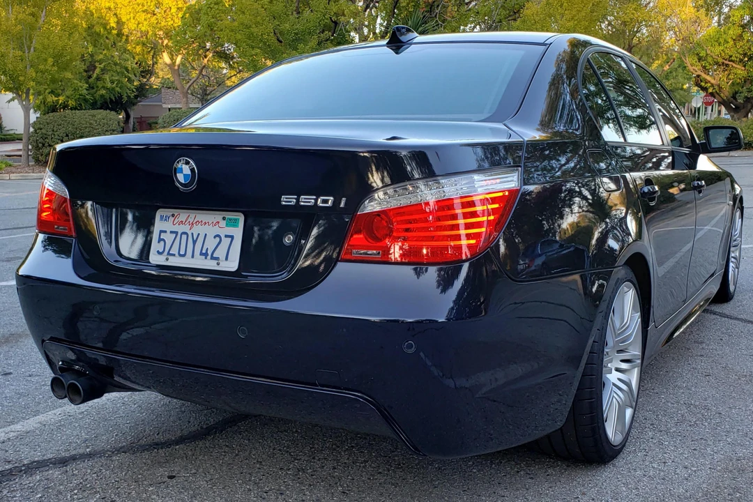 2008 BMW E60 545i & 550i Sedan - Image 4 of 31