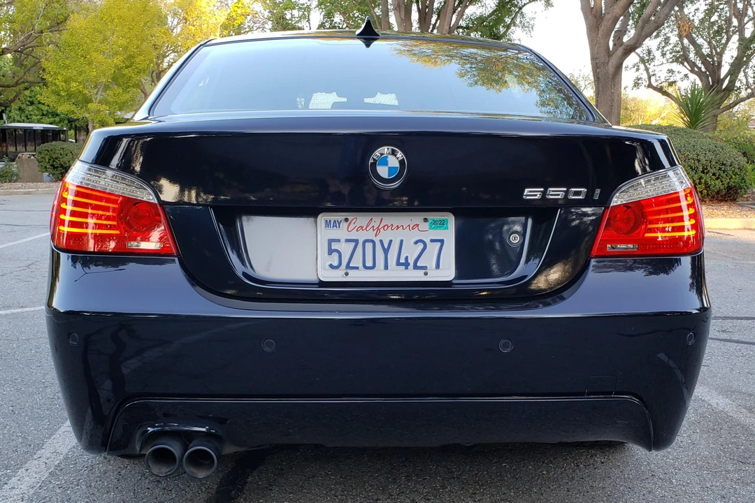 2008 BMW E60 545i & 550i Sedan - Image 5 of 31