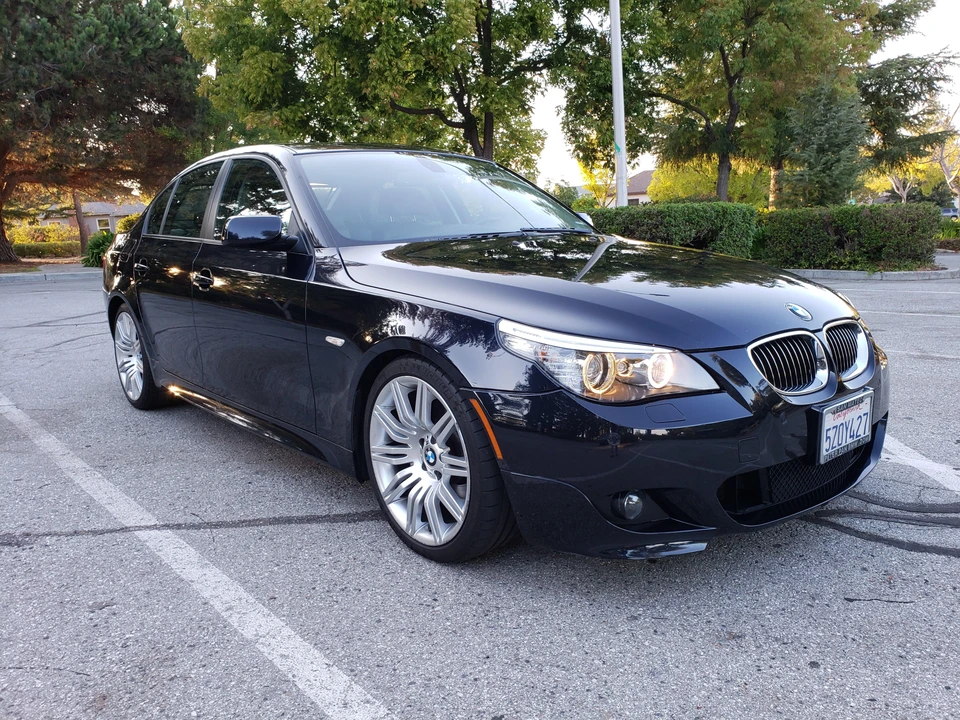2008 BMW E60 545i & 550i Sedan - Image 9 of 31
