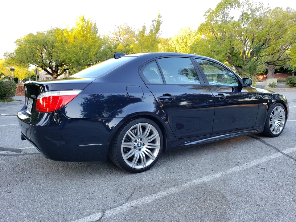 2008 BMW E60 545i & 550i Sedan - Image 8 of 31
