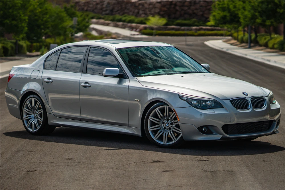 2008 BMW E60 545i & 550i Sedan - Image 2 of 5