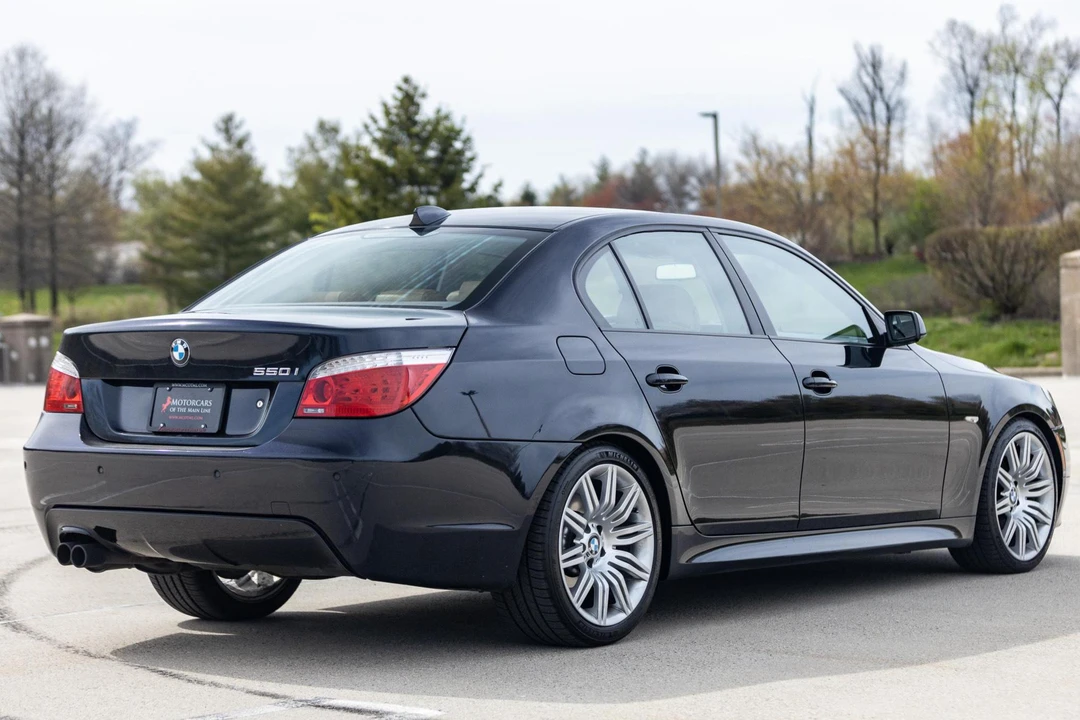 2008 BMW E60 545i & 550i Sedan - Image 4 of 31