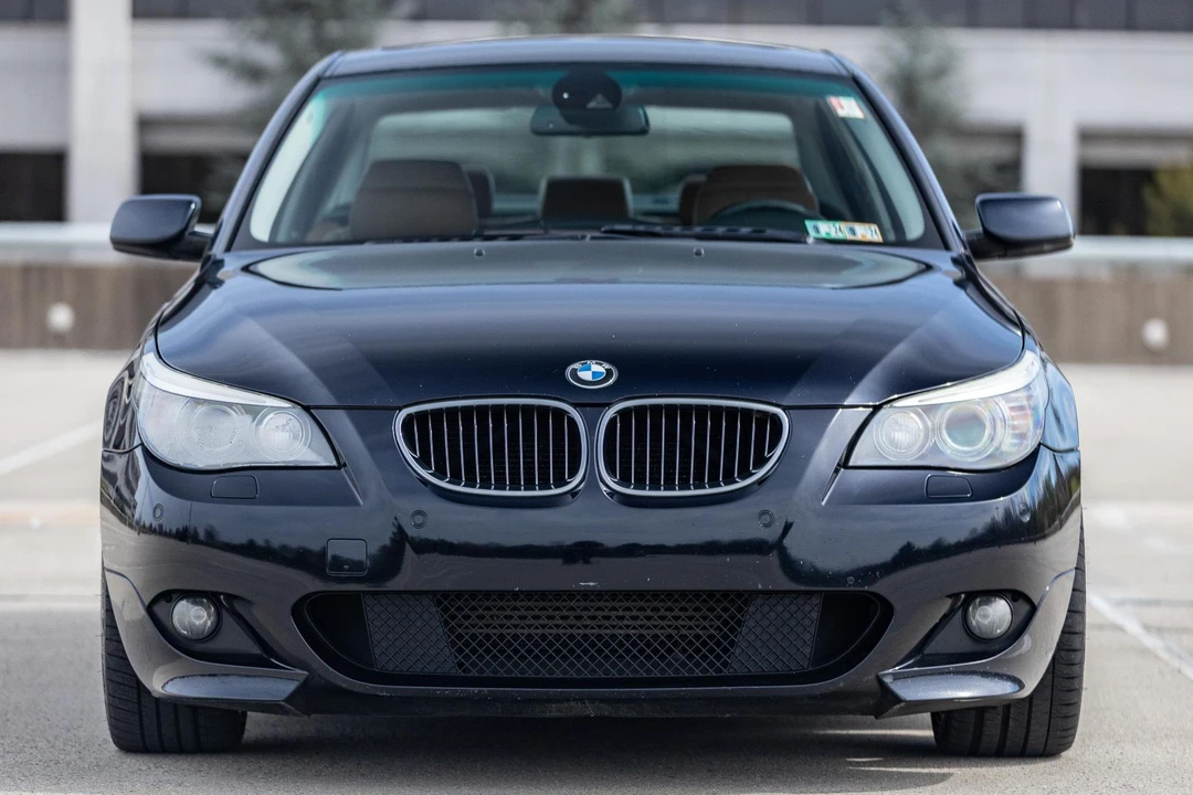 2008 BMW E60 545i & 550i Sedan - Image 2 of 31