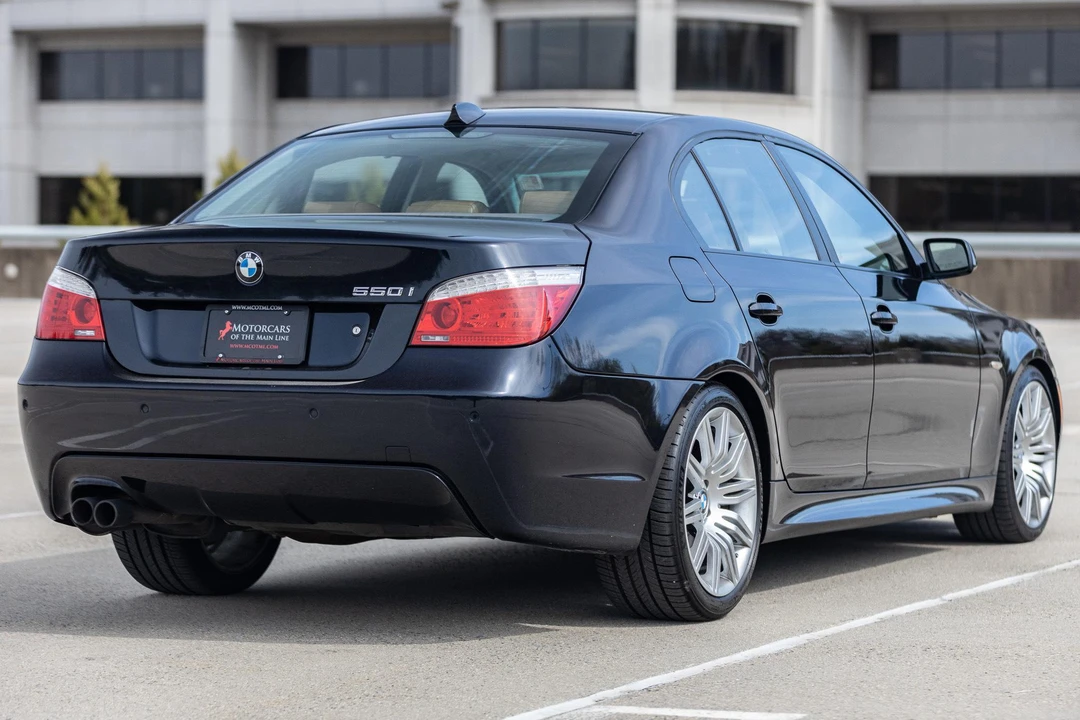 2008 BMW E60 545i & 550i Sedan - Image 29 of 31