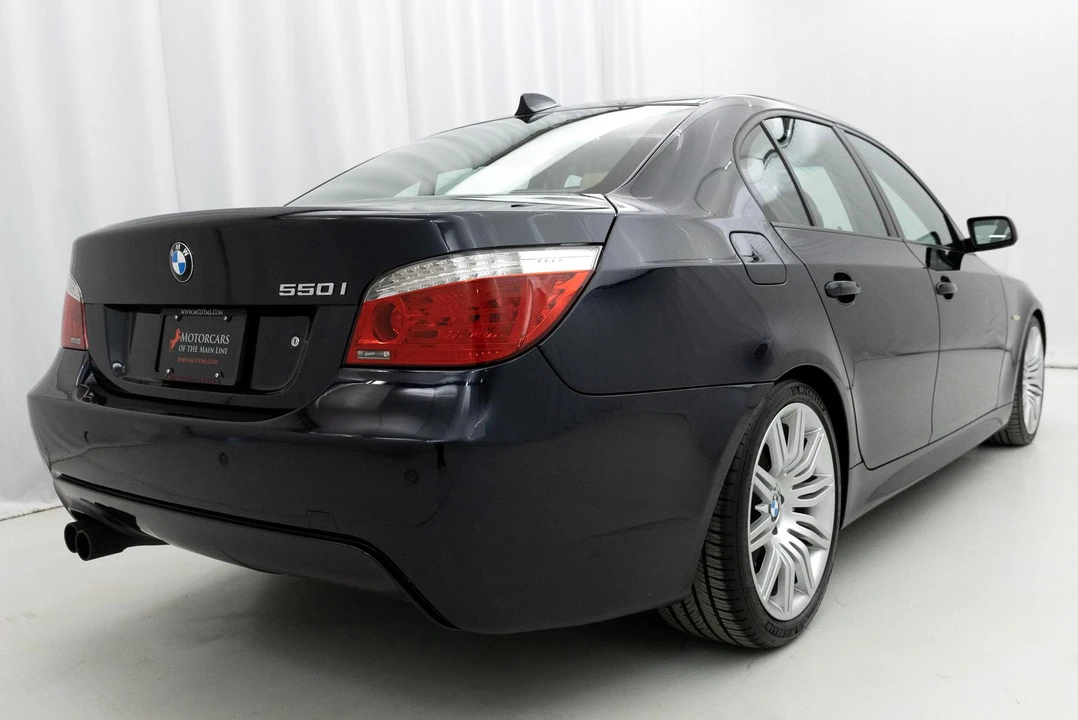 2008 BMW E60 545i & 550i Sedan - Image 28 of 31