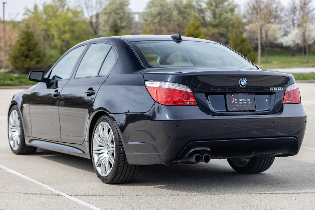 2008 BMW E60 545i & 550i Sedan - Image 23 of 31