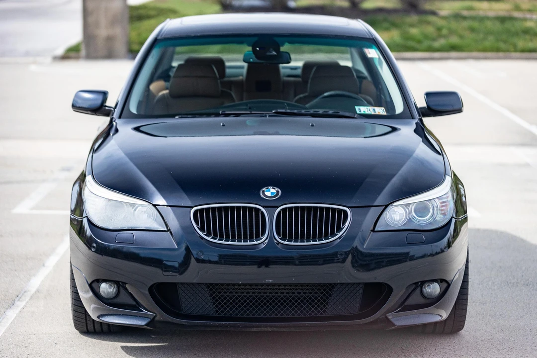 2008 BMW E60 545i & 550i Sedan - Image 8 of 31