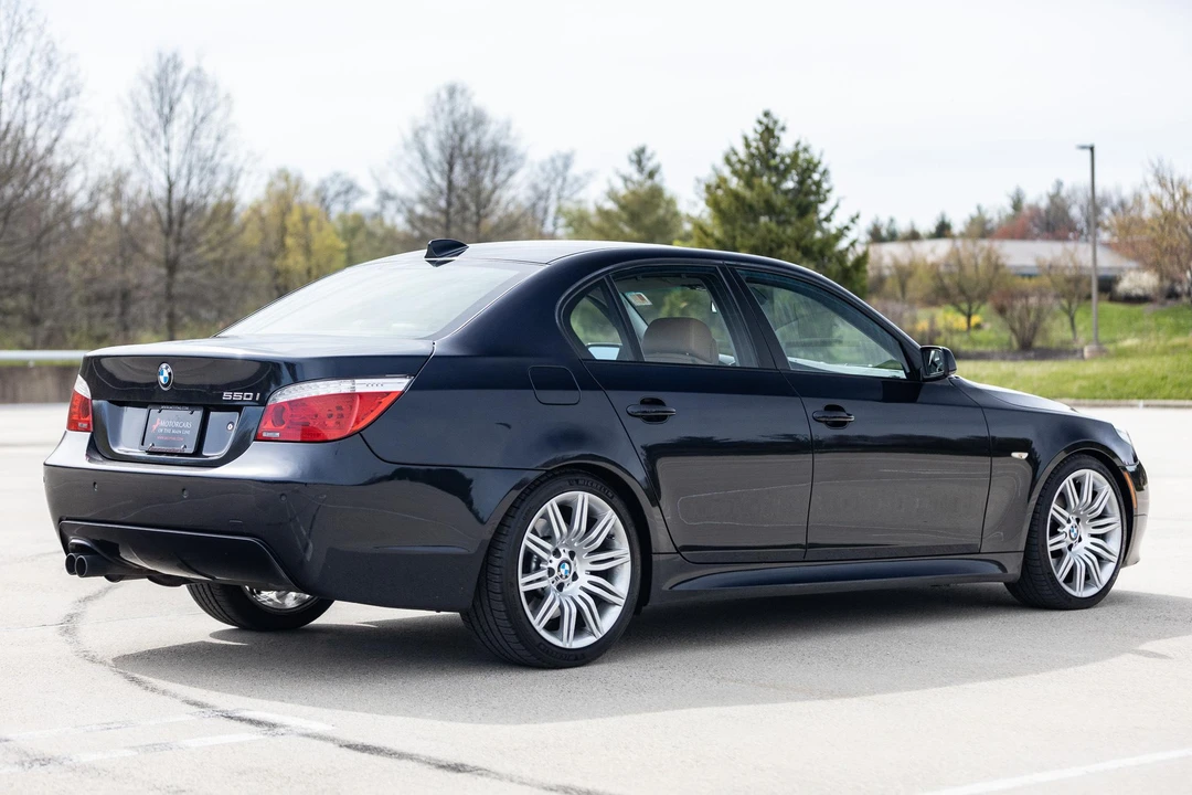 2008 BMW E60 545i & 550i Sedan - Image 30 of 31