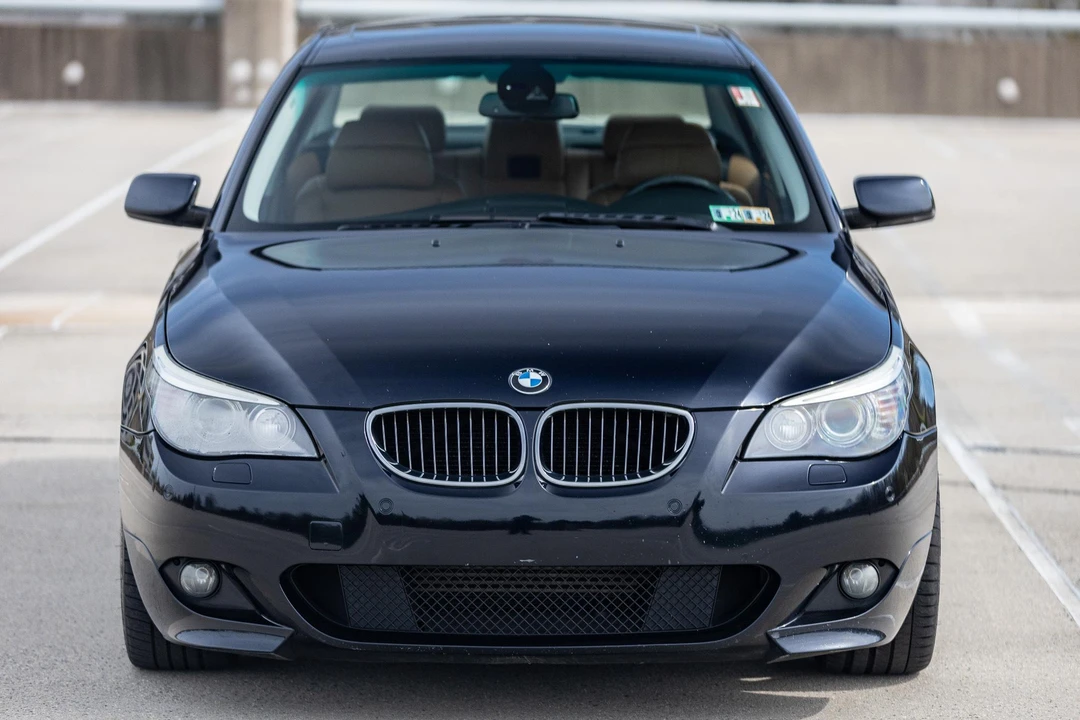 2008 BMW E60 545i & 550i Sedan - Image 6 of 31