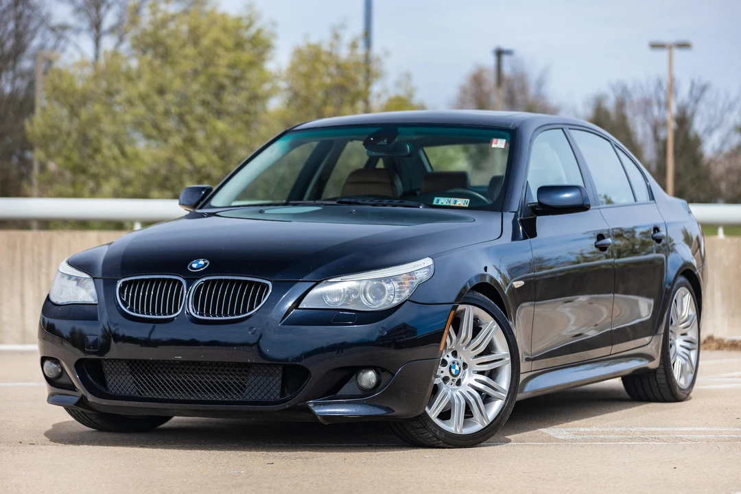 2008 BMW E60 545i & 550i Sedan - Image 15 of 31