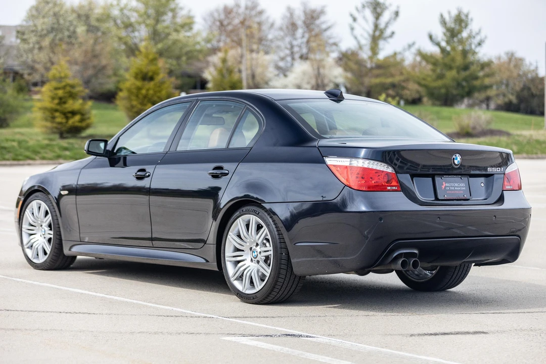 2008 BMW E60 545i & 550i Sedan - Image 22 of 31