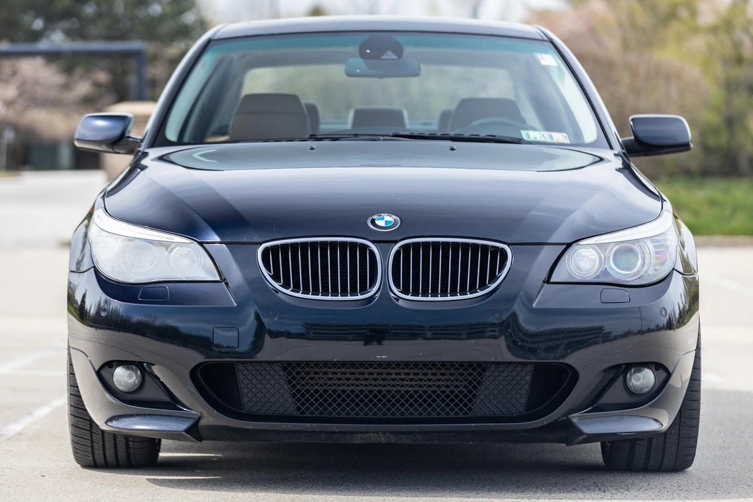 2008 BMW E60 545i & 550i Sedan - Image 7 of 31