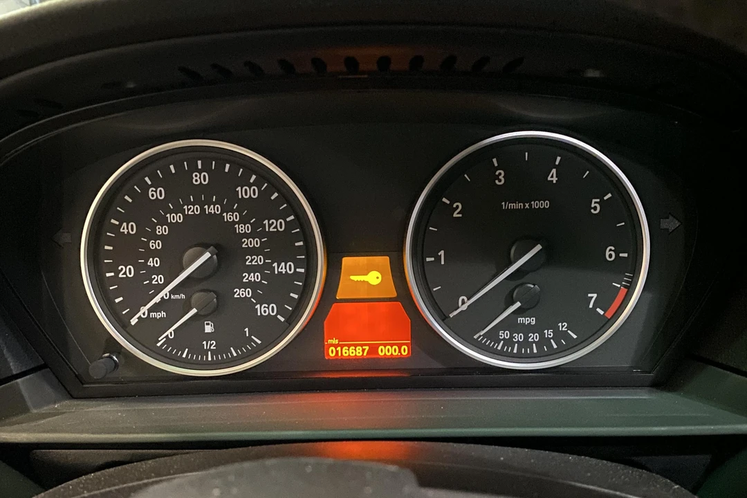 2008 BMW E60 545i & 550i Sedan - Image 26 of 31