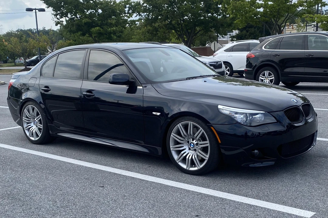 2008 BMW E60 545i & 550i Sedan - Image 2 of 31