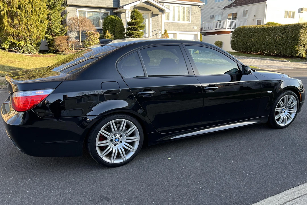 2008 BMW E60 545i & 550i Sedan - Image 3 of 11