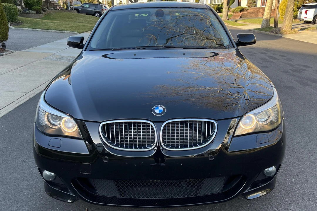2008 BMW E60 545i & 550i Sedan - Image 2 of 11