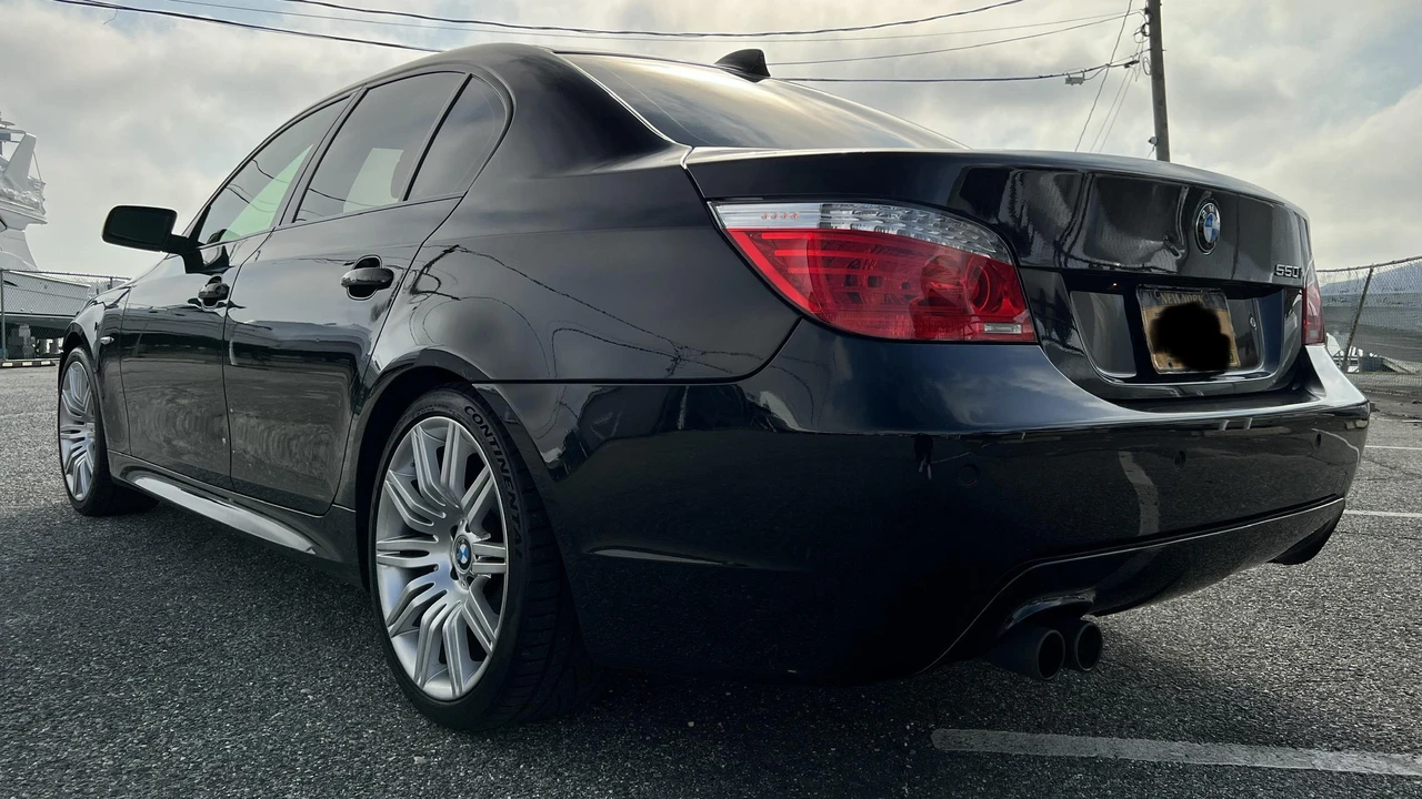 2008 BMW E60 545i & 550i Sedan - Image 9 of 11