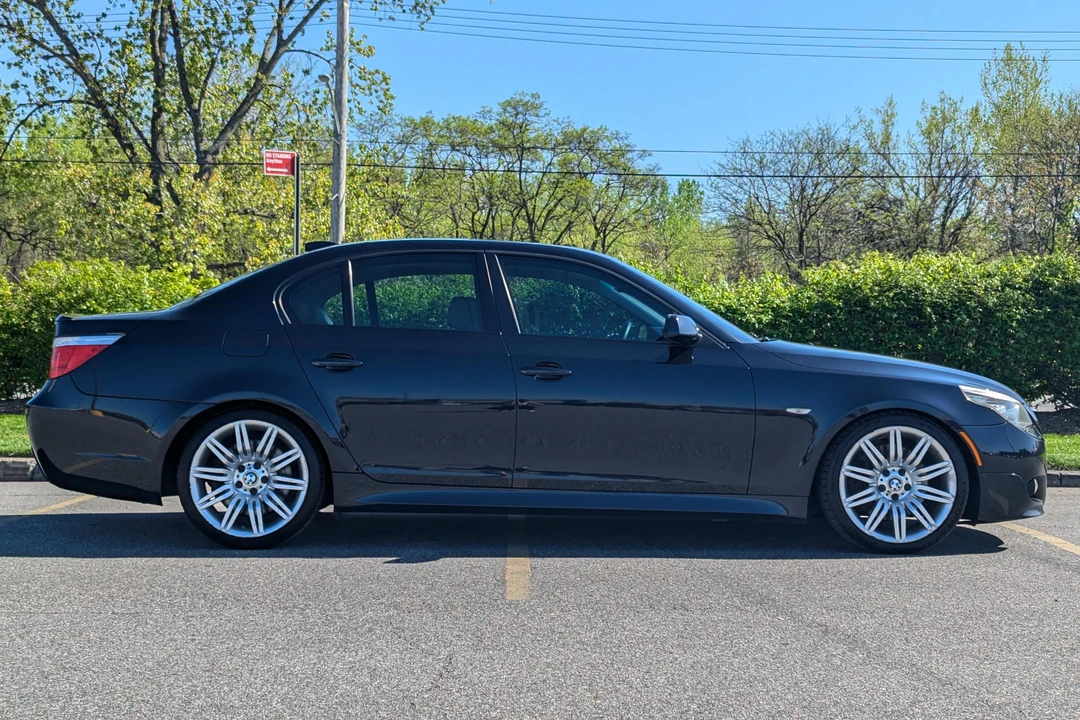 2008 BMW E60 545i & 550i Sedan - Image 3 of 31