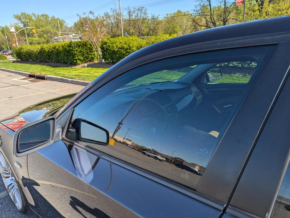 2008 BMW E60 545i & 550i Sedan - Image 26 of 31